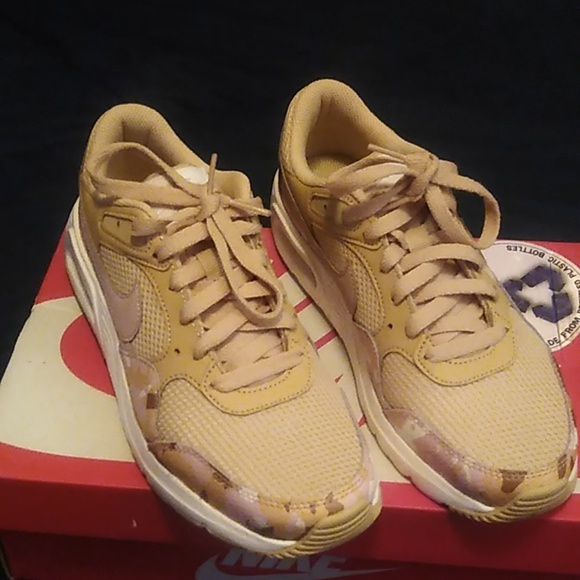 Nike Shoes - Nike Air Max SC Running Shoes